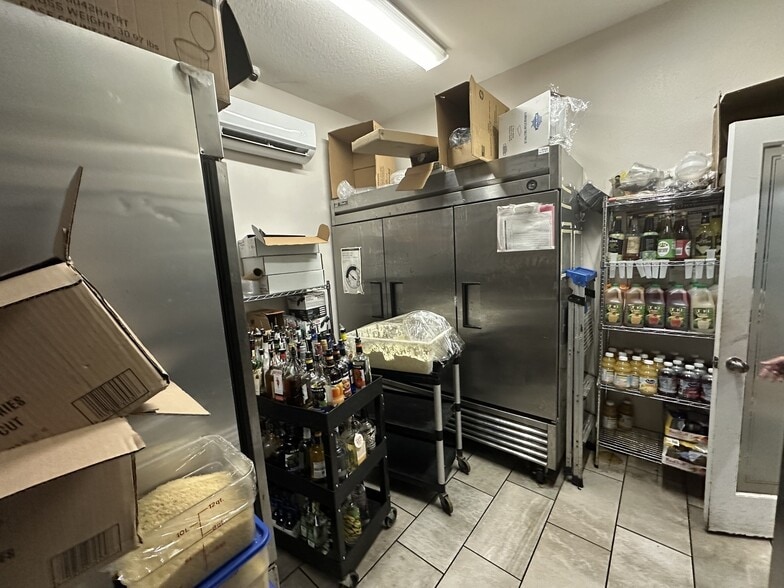 More Photos Of 124 Kenny Blvd, Haines City Specialty For Lease