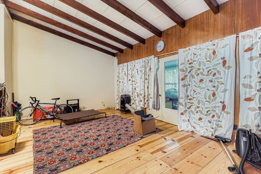 More Photos Of 9600 W Colfax Ave, Lakewood Hotel For Sale
