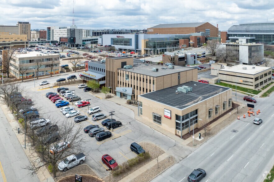 More Photos Of 615 3rd St, Des Moines Office For Sale