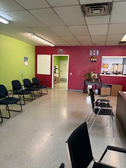 Primary Photo Of 3211-3235 17 Av SE, Calgary General Retail For Lease