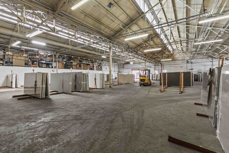 More Photos Of 3255 Saco St, Vernon Warehouse For Lease