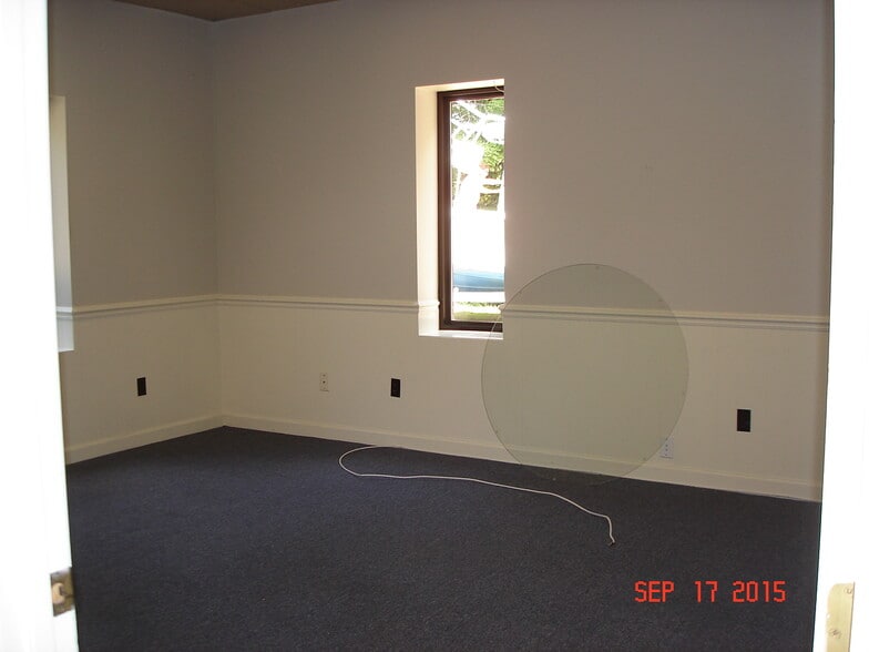More Photos Of 201 Production Dr, Yorktown Distribution For Lease