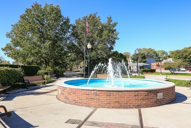 More Photos Of 301 N Cass Ave, Westmont Storefront Retail Office For Lease