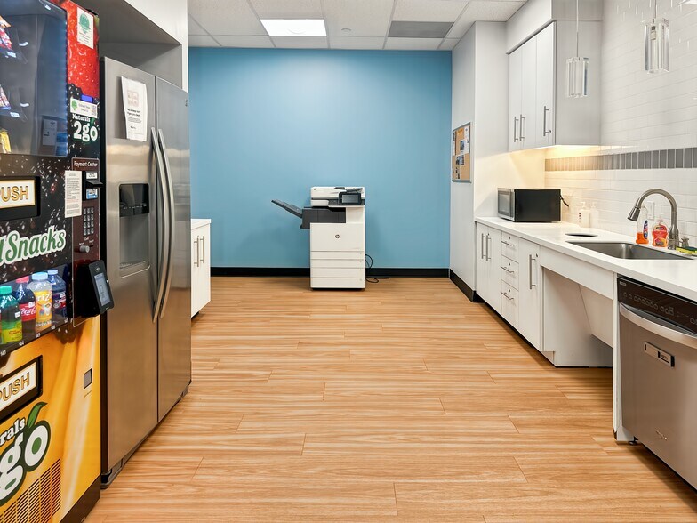 More Photos Of 8300 FM 1960 Rd W, Houston Coworking Space