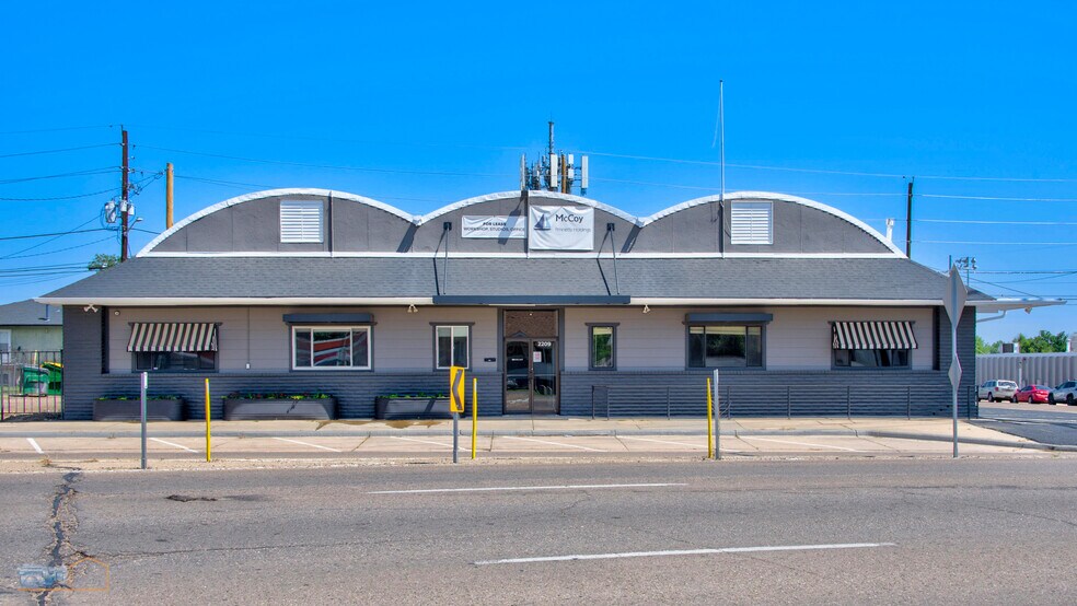 More Photos Of 2207-2209 9th St, Greeley Flex For Sale