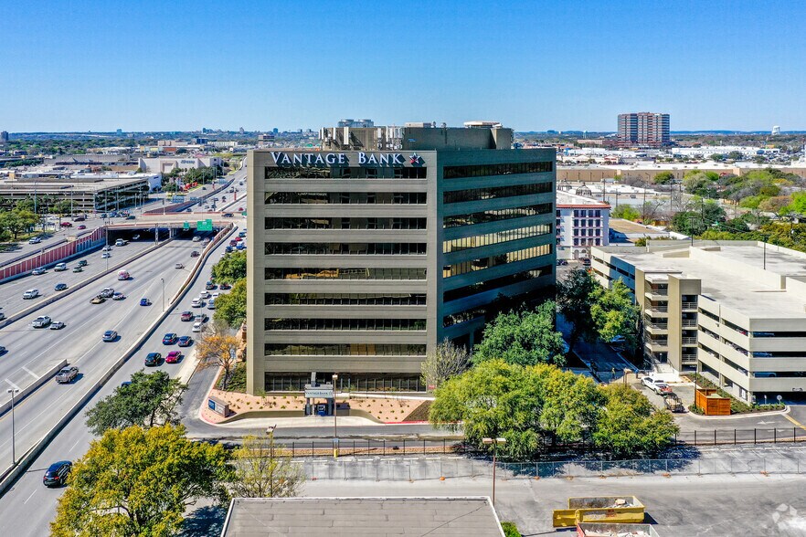 45 NE Loop 410, San Antonio, TX 78216 Office For Lease