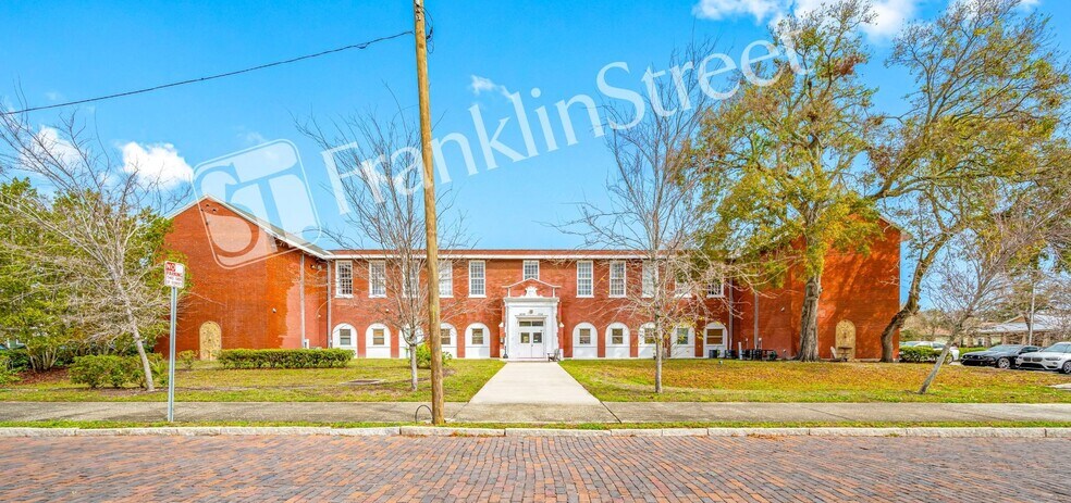 More Photos Of 1090 10th St N, Saint Petersburg Apartments For Sale