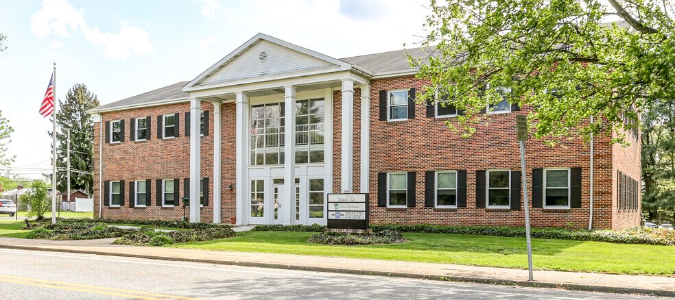 More Photos Of 704 Lisburn Rd, Camp Hill Office For Lease