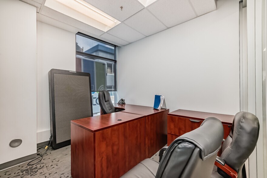 More Photos Of 9040-9058 22nd Ave SW, Edmonton Showroom For Sale