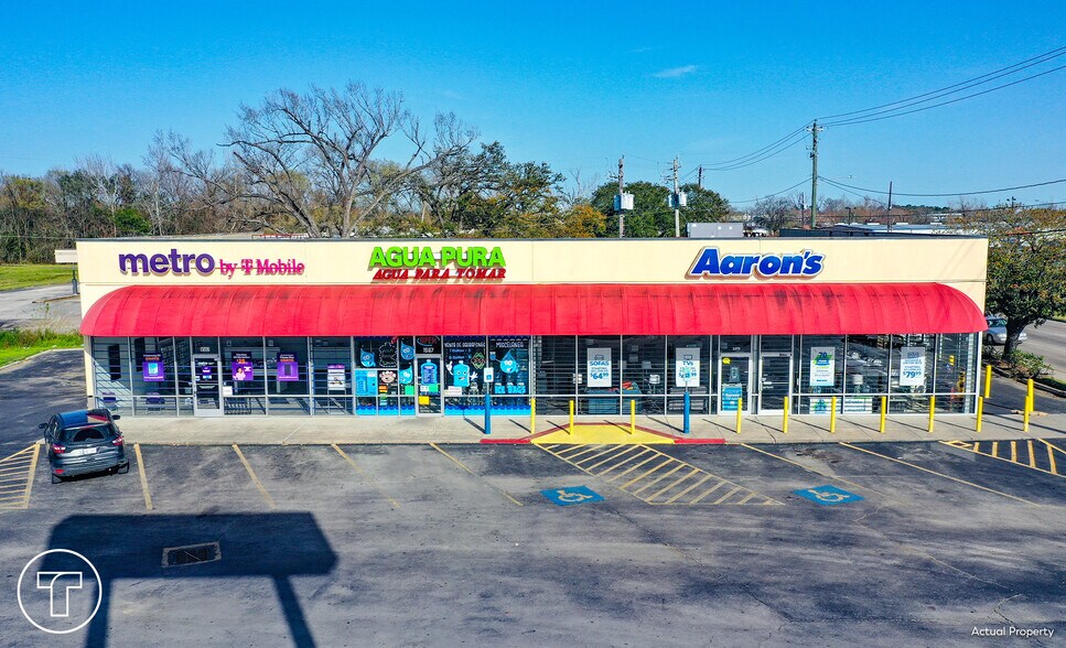 More Photos Of 1563-1575 Little York Rd, Houston Freestanding For Sale