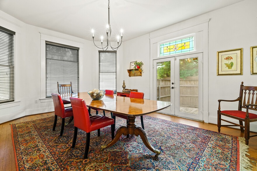 More Photos Of 800 Jackson St, Richmond Office Residential For Sale