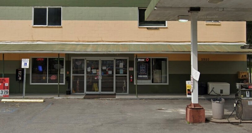 More Photos Of 37620 Coal River Rd, Whitesville General Retail For Lease