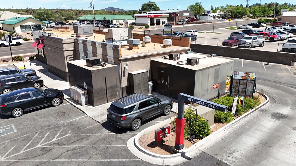 More Photos Of 180 N White Mountain Rd, Show Low Fast Food For Sale
