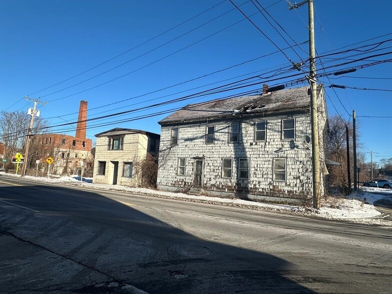 Primary Photo Of 438 Hartford Pike, Killingly Multifamily For Sale