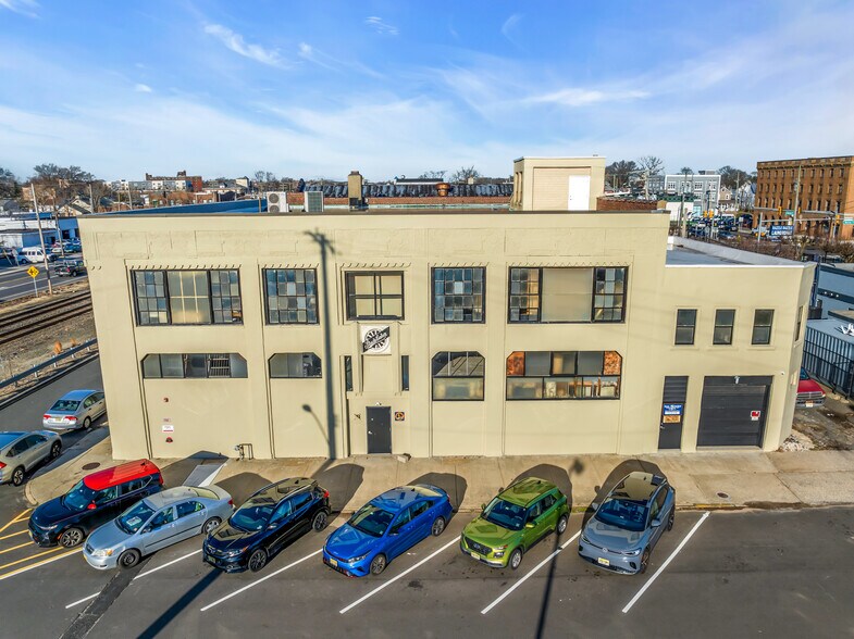 More Photos Of 807 Summerfield Ave, Asbury Park Warehouse For Lease