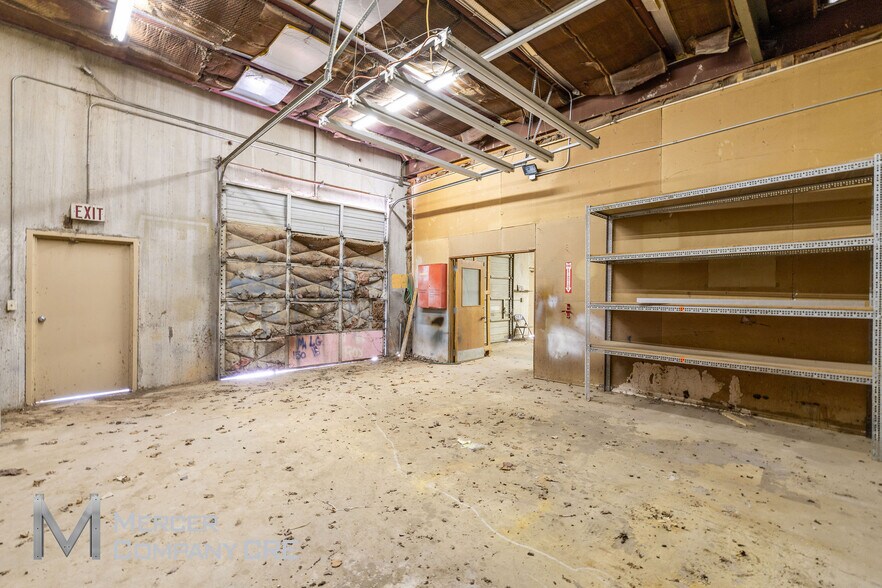 More Photos Of 1312 S Walker Ave, Oklahoma City Light Manufacturing For Sale
