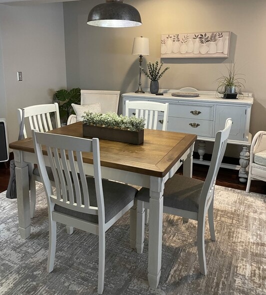 More Photos Of 171 S Broadway, Coos Bay General Retail For Sale