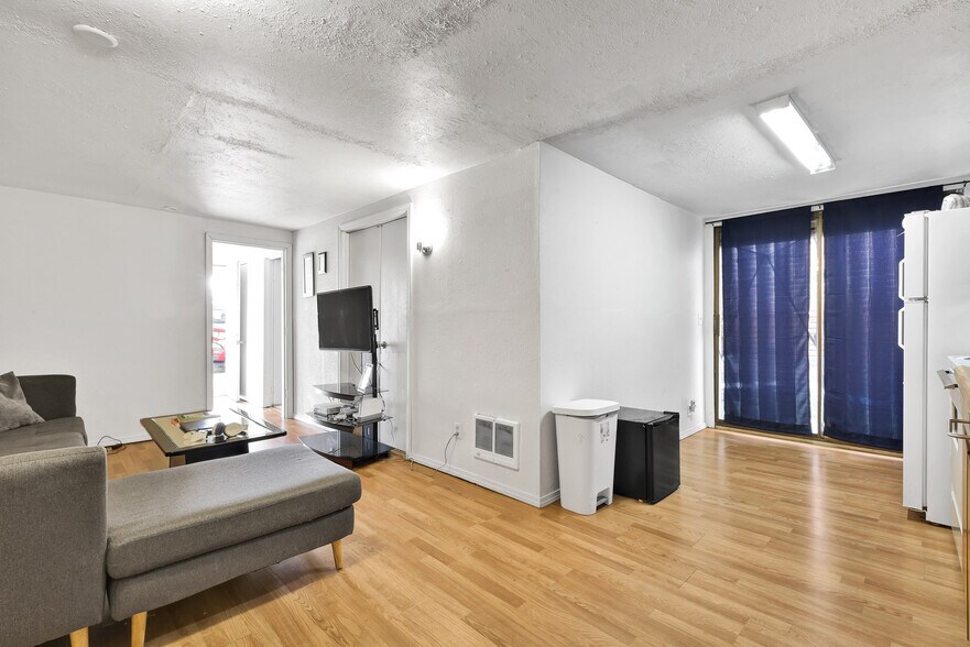 More Photos Of 16 N Main St, Payette Storefront Retail Residential For Sale