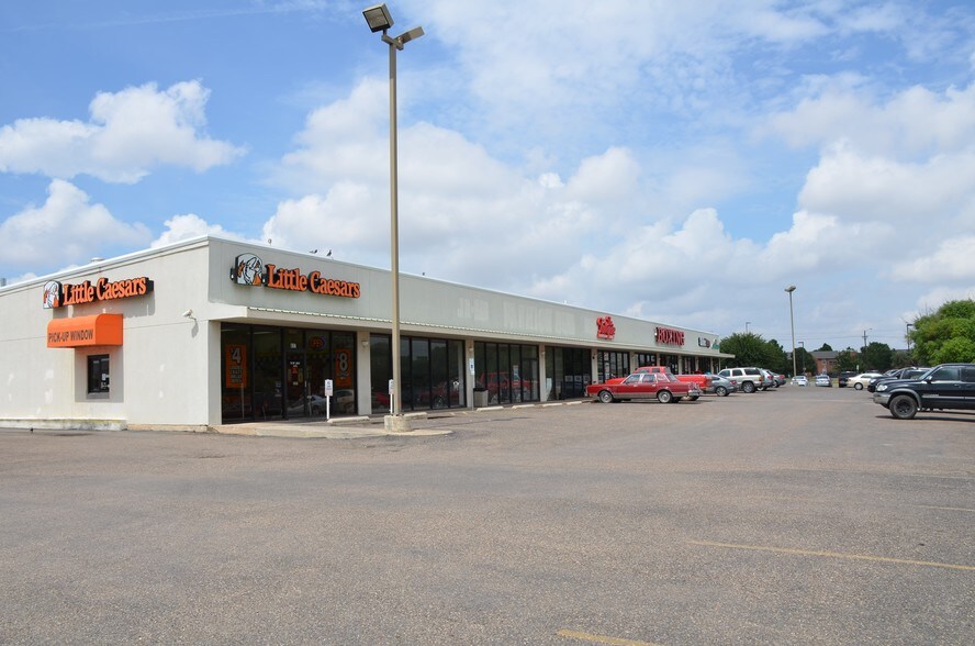 More Photos Of 417 Frankford Ave, Lubbock General Retail For Sale