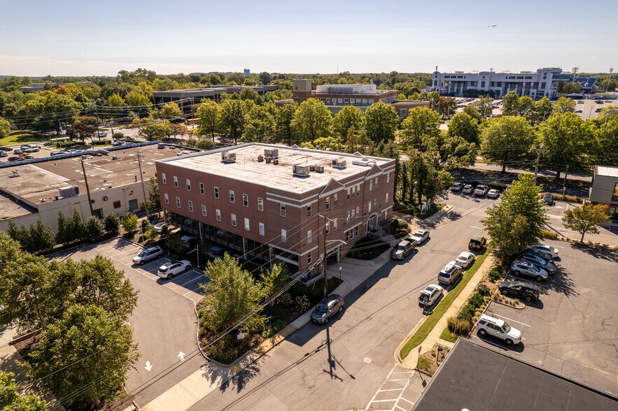 More Photos Of 716 Giddings Ave, Annapolis Medical For Lease