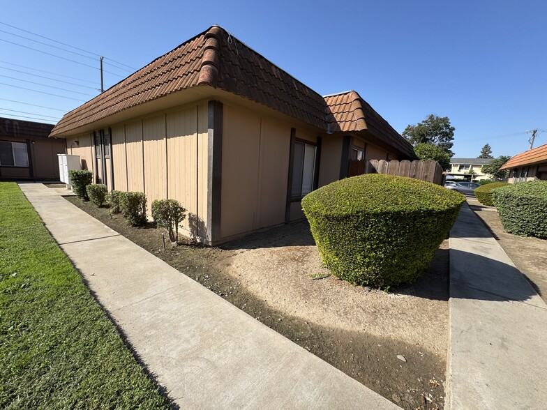 More Photos Of 701 Standiford Ave, Modesto Apartments For Sale