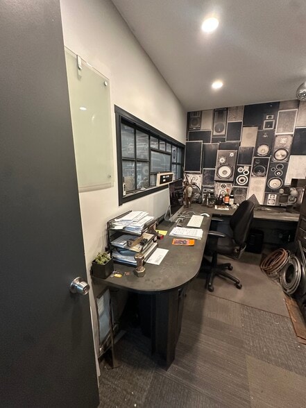 More Photos Of 2625 Dickerson Rd, Reno Warehouse For Lease