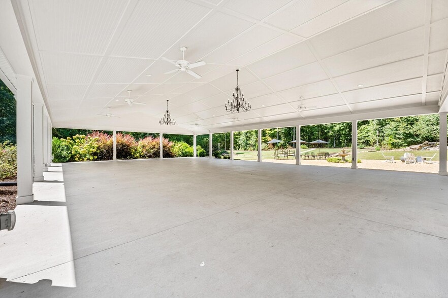 More Photos Of 700 Blacks Creek Church Rd, Commerce Lodge Meeting Hall For Sale