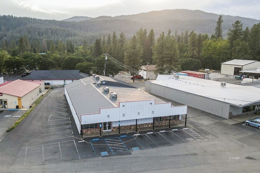 More Photos Of 1450 Main St, Weaverville Office For Sale