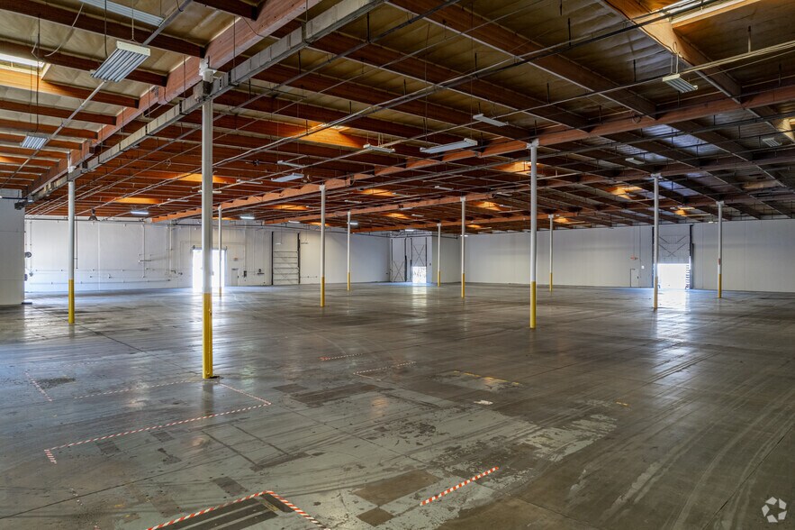 More Photos Of 1141 California Ave, Corona Warehouse For Sale