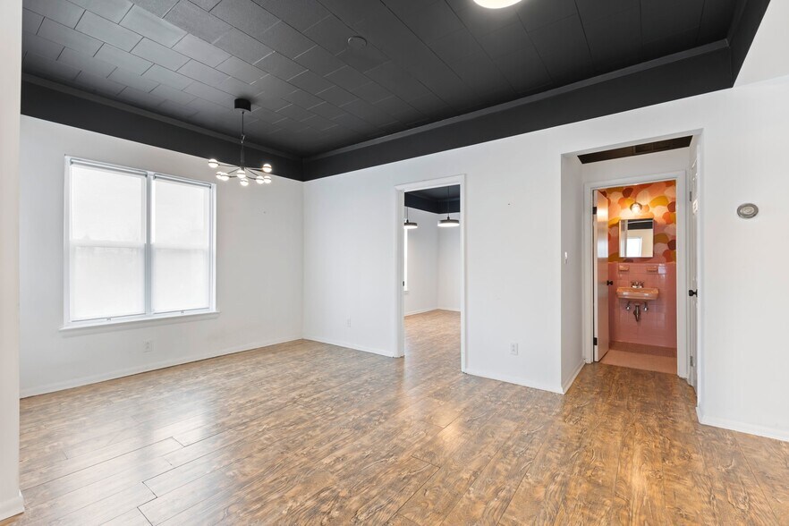 More Photos Of 1453 Pennsylvania Ave SE, Washington Storefront Retail Office For Lease