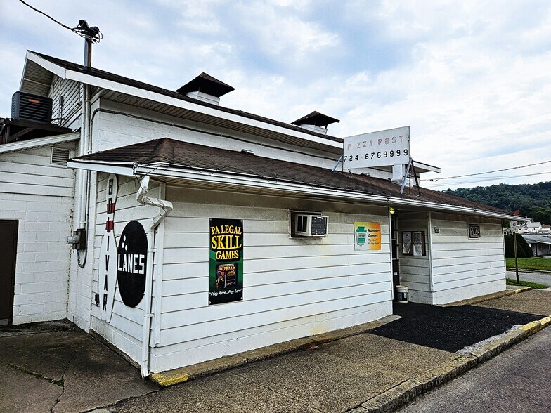 More Photos Of 527 Market St, Bolivar Bowling Alley For Sale