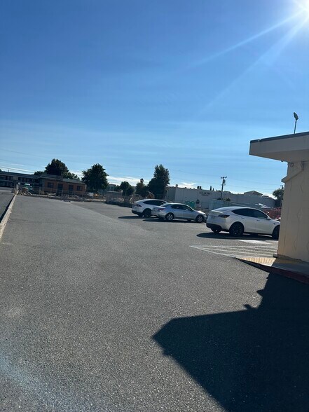 More Photos Of 37477 Fremont Blvd, Fremont Freestanding For Lease