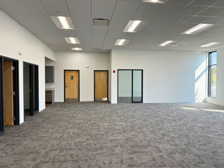 More Photos Of 250 Marginal St, Chelsea Warehouse For Lease