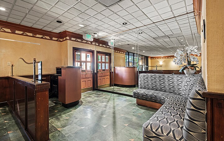 More Photos Of 1120-1122 Crane St, Menlo Park Office For Sale
