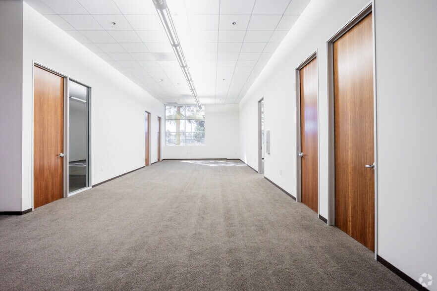 More Photos Of 915 W Imperial Hwy, Brea Unknown For Lease