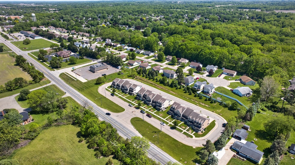 More Photos Of 9295 Cedar Creek Ct, Swartz Creek Apartments For Sale