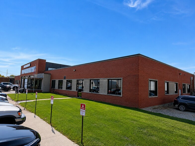 More Photos Of 700 New York Ave, Des Moines Warehouse For Sale