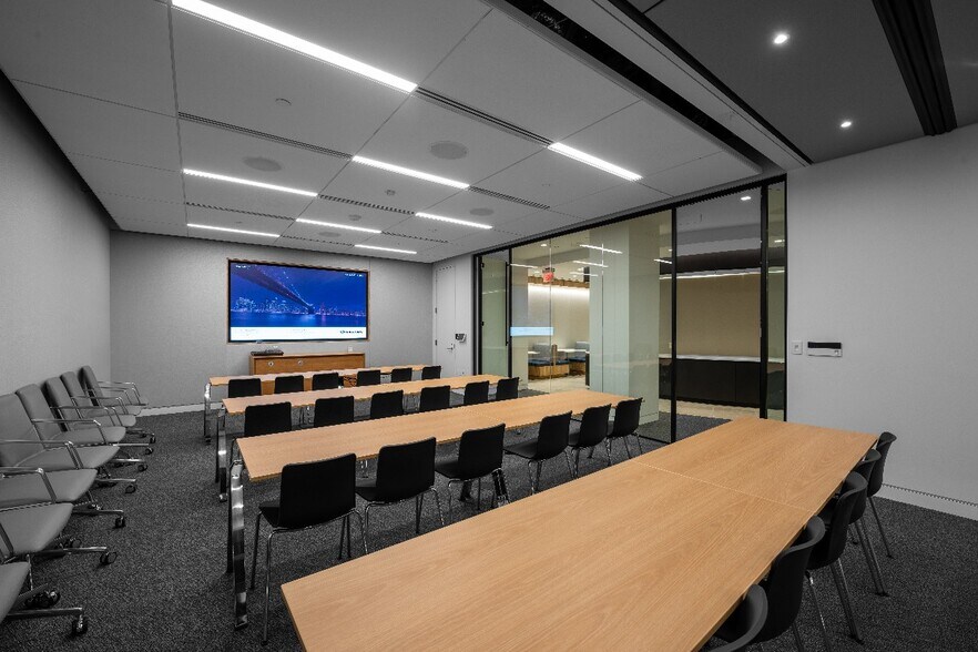 More Photos Of 1250 Connecticut Ave NW, Washington Office For Lease