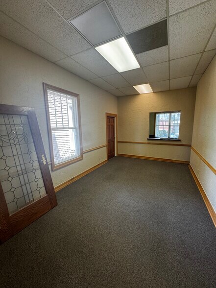 More Photos Of 6800 Heritage Pky, Rockwall Medical For Lease