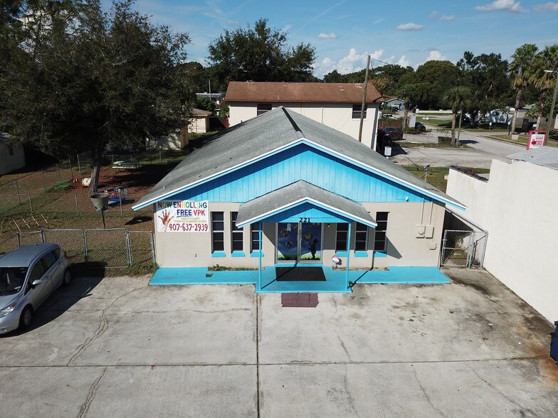 More Photos Of 209 E Kennedy Blvd, Eatonville Flex For Lease