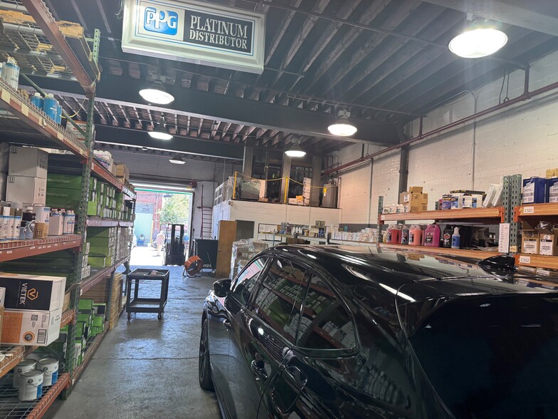 More Photos Of 2241A Light St, Bronx Industrial For Lease