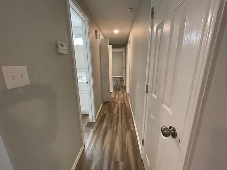 More Photos Of 1300 N Live Oak St, Rockport Multifamily For Sale