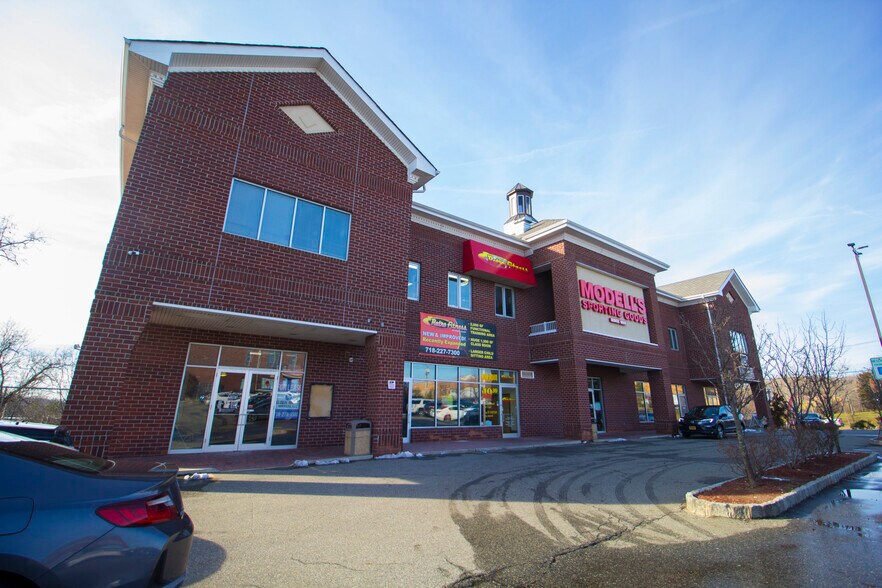 More Photos Of 2965 Veterans Rd W, Staten Island Unknown For Lease