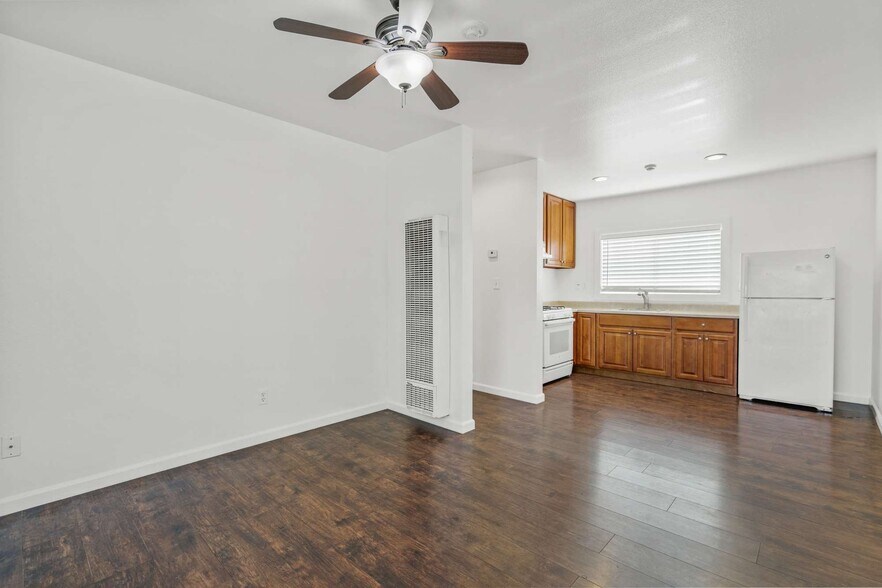 More Photos Of 1015 S A St, Santa Rosa Apartments For Sale