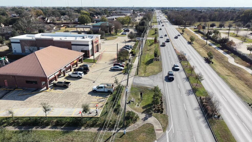 More Photos Of 1619 Texas Pky, Missouri City General Retail For Sale