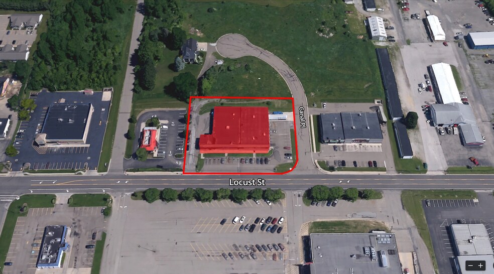 More Photos Of 2254 Locust St SW, Canal Fulton Freestanding For Sale