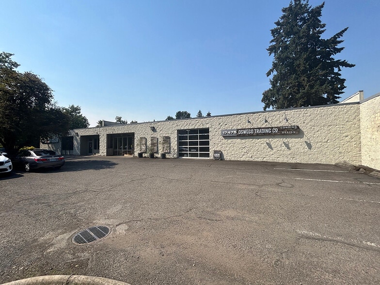 Primary Photo Of 17425-17505 SW Pilkington Rd, Lake Oswego Warehouse For Lease