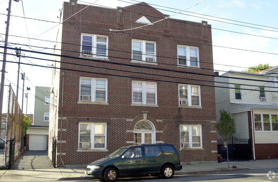 More Photos Of 630-632 N 6th St, Newark Apartments For Sale