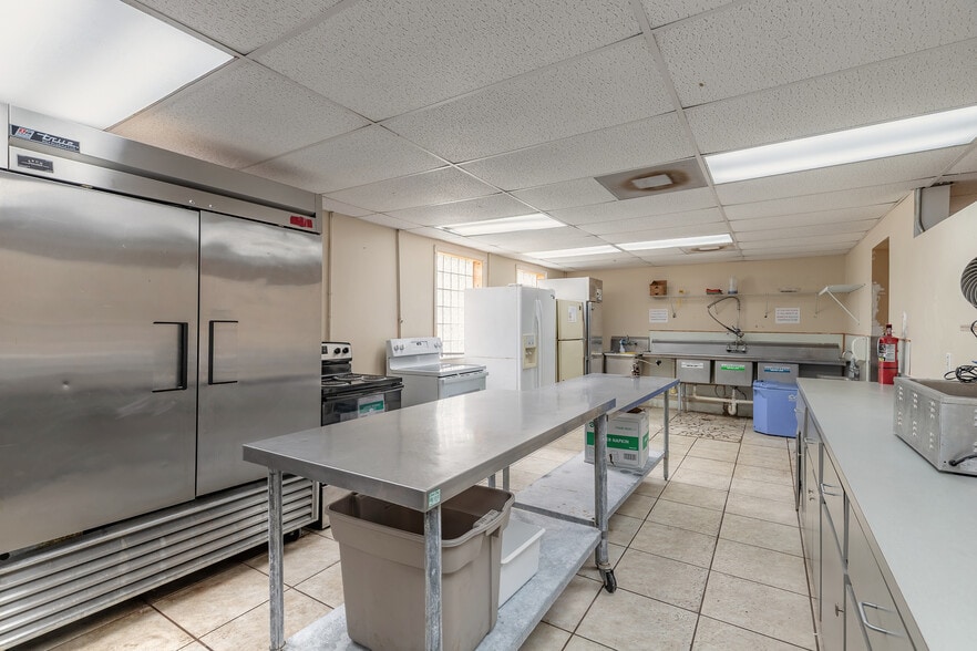 More Photos Of 54 Ridgewood Ave, Ormond Beach Religious Facility For Sale
