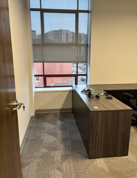 More Photos Of 109 S Warren St, Syracuse Office Residential For Lease